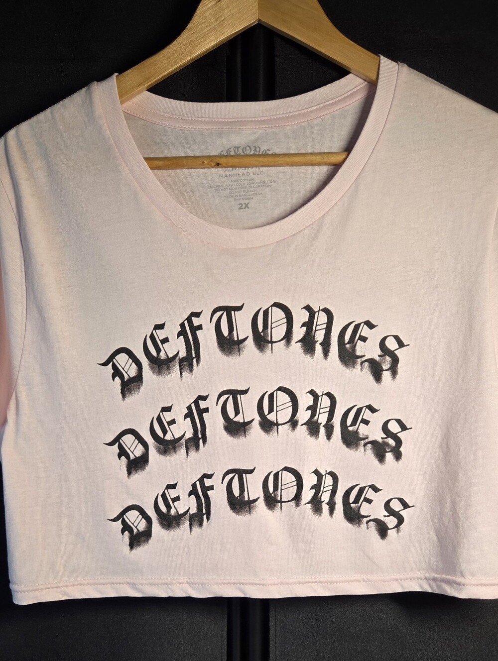 Deftones Pink Cropped Graphic Tee Women’s 2X Crop Top